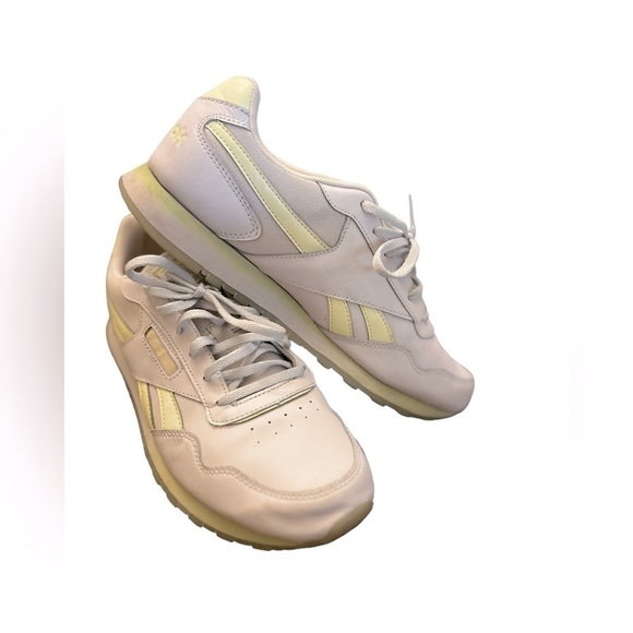 Reebok Women's Harman Classic Run Sneakers - Picture 5 of 10